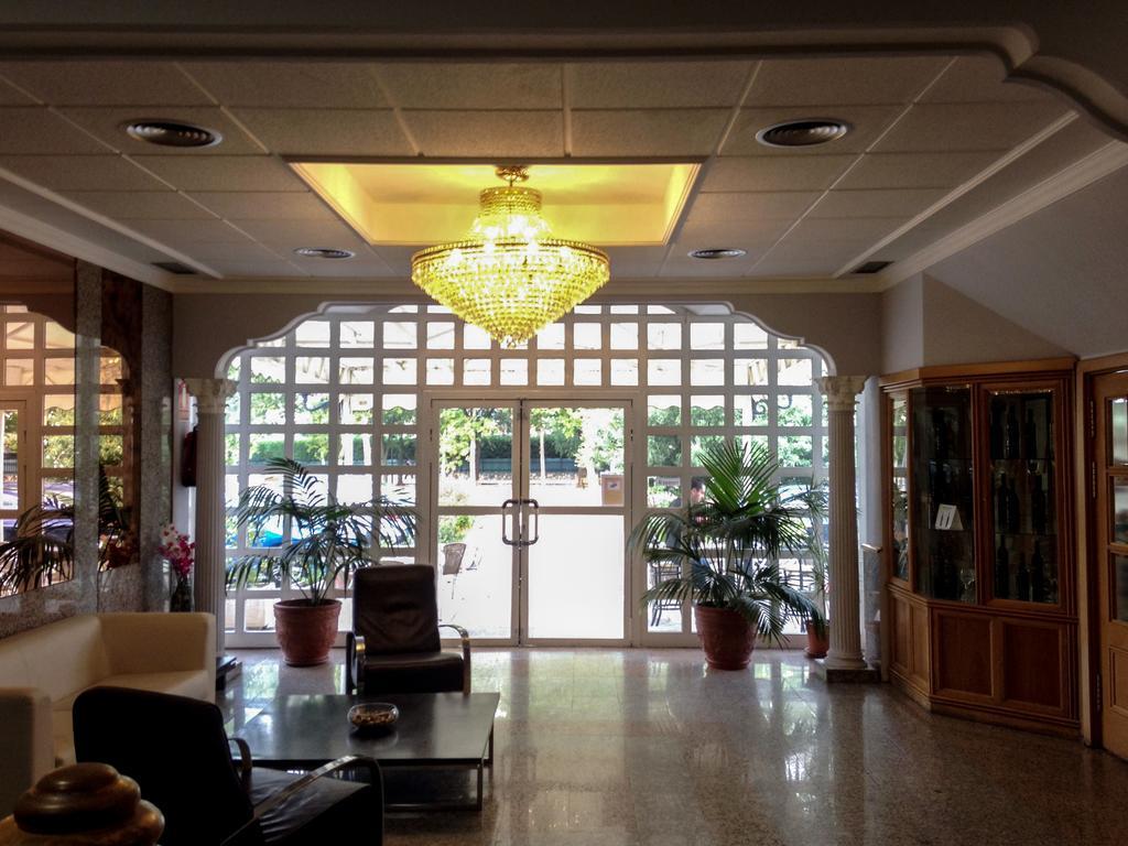 Hotel Azuqueca 아수케카데에나레스 외부 사진
